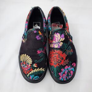 Vans Sk8 Women Asian Lunar New Year Festival Black Satin Floral 6 Slip Ons
